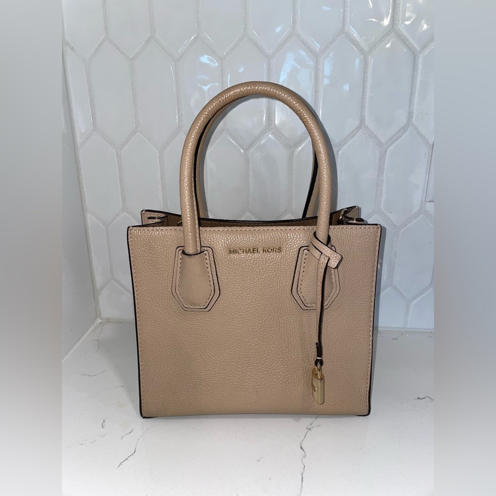 Michael Kors Mercer bag